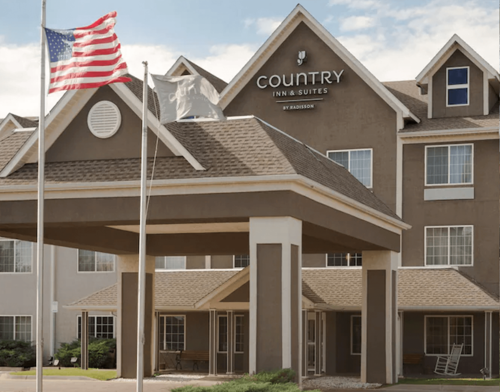 Country Inn and Suites Hotel